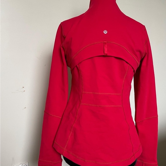 Lululemon Define Jacket in Dark Red - Picture 3 of 4